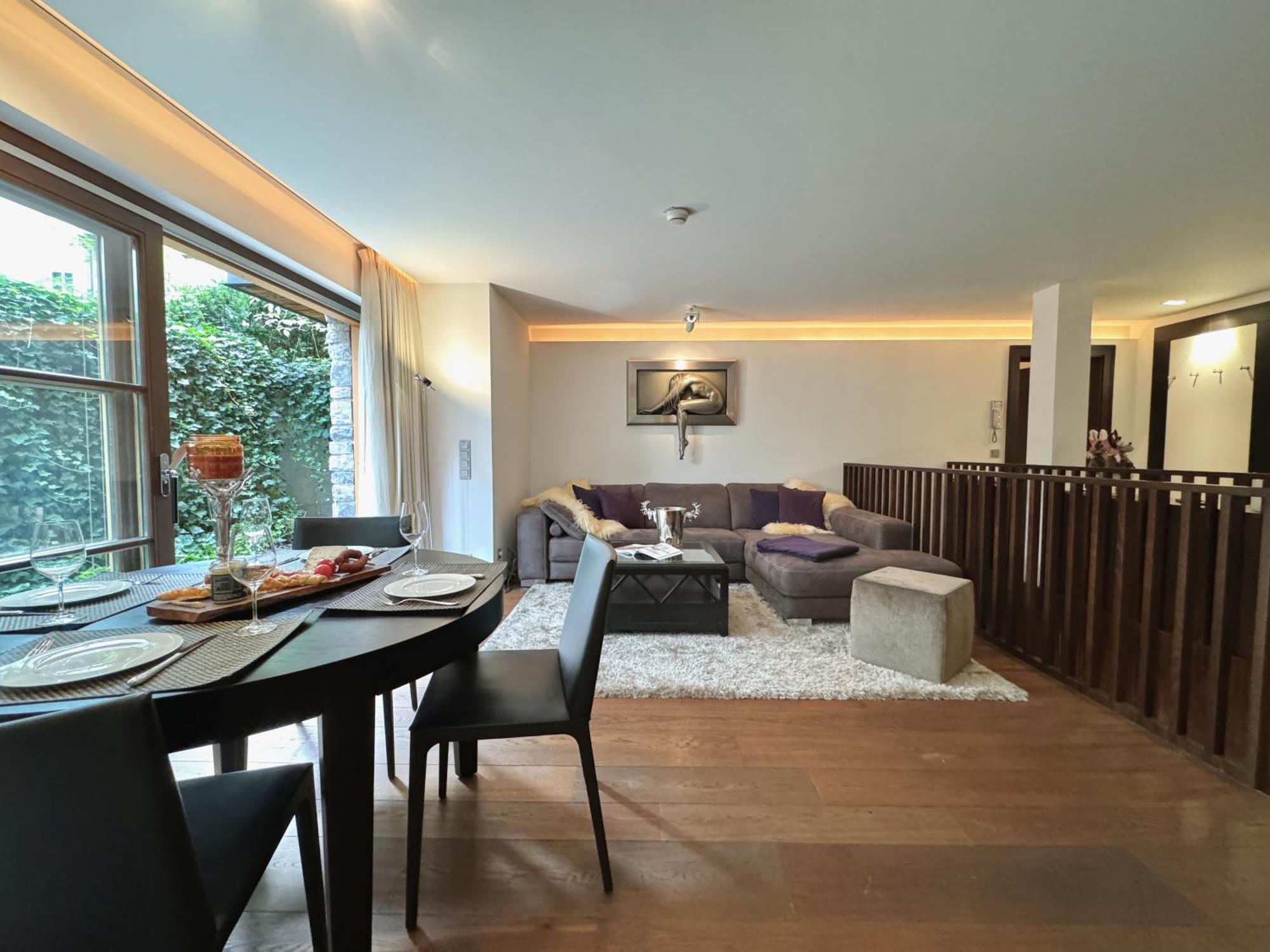 Kitz Deluxe Suite 1 & 2 Im Zentrum Mit Eigenem Spa & Parken By Belle-Stay Κίτσμπουελ Εξωτερικό φωτογραφία